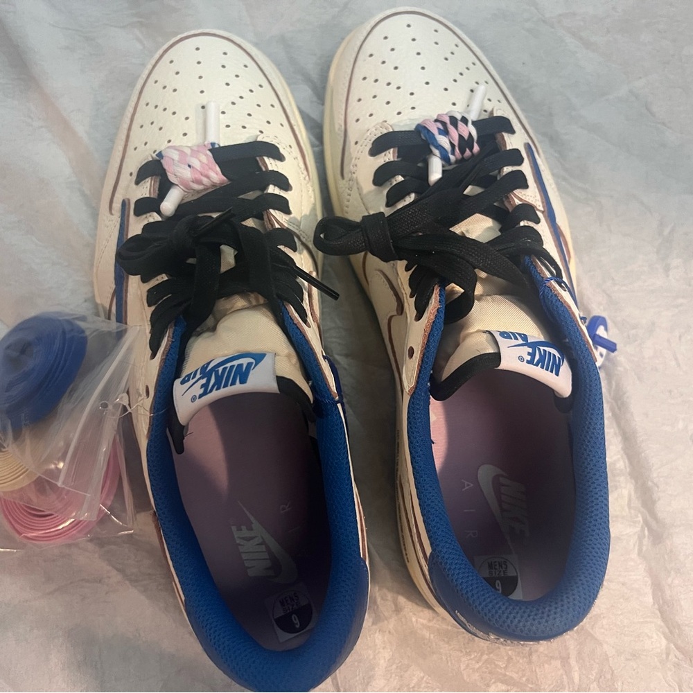 Jordan 1 Retro Low OG SP Fragment x Travis Scott (Sail/blue) - Picture 15 of 15